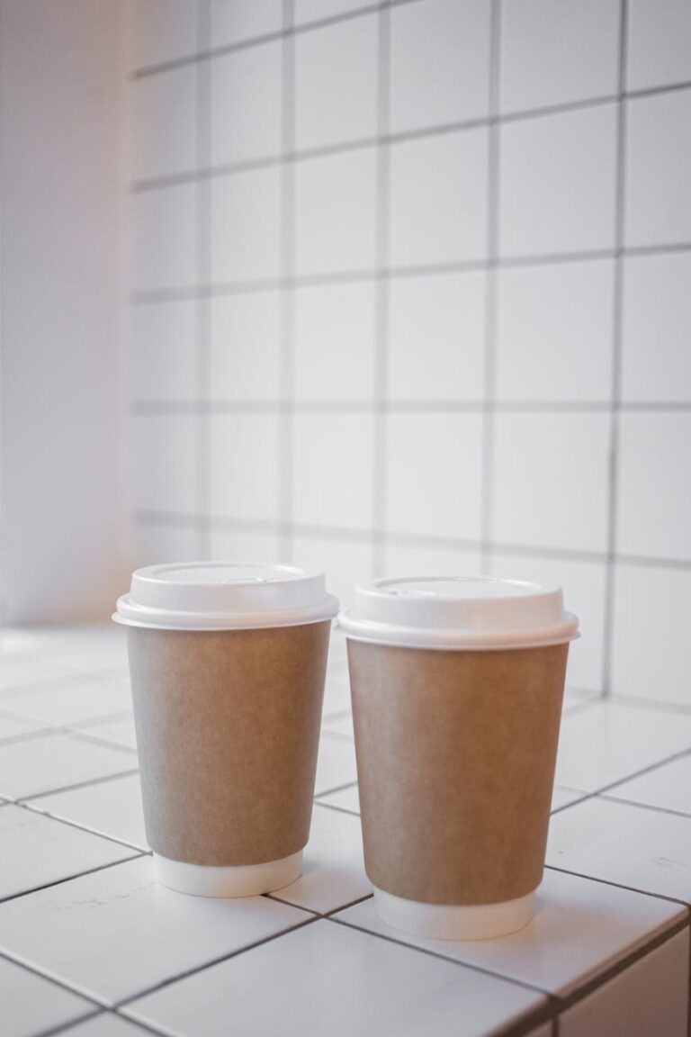 Revolutionäre Oberflächen: Kaffeebasis-Platten für nachhaltige Inneneinrichtung