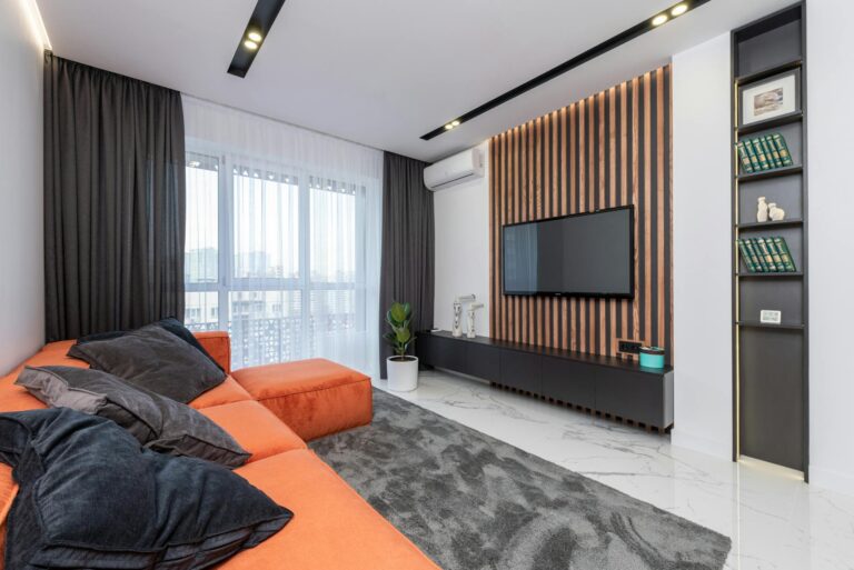 Sommerkühle ohne Klima: Das Wandregal mit Salz-Akku speichert Kälte