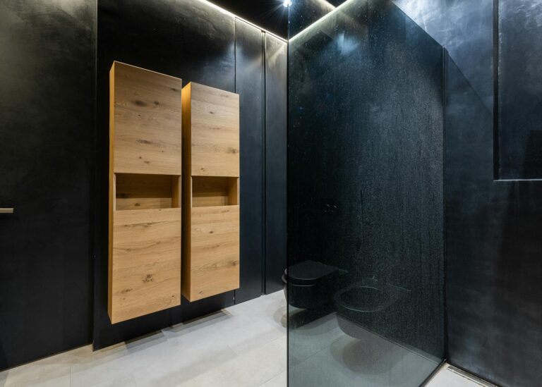 Bohrfrei, wasserdicht, wandelbar: Das magnetische Badezimmer als Infrastrukturwand 2.0